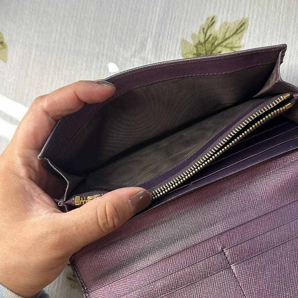 Prada Saffiano leather metallic purple wallet with COA and box - Picture 6 of 14